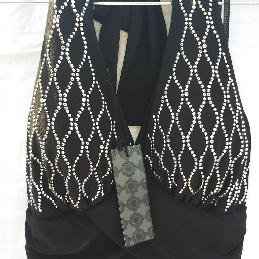 Clothes - Picture 12 of 16